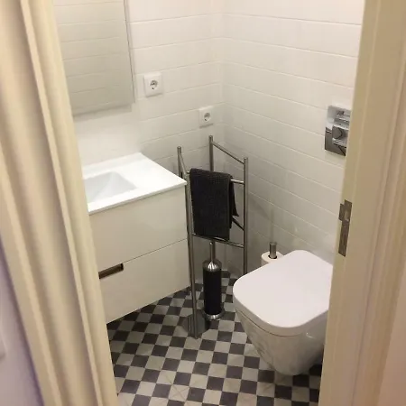 Alive Apartment
